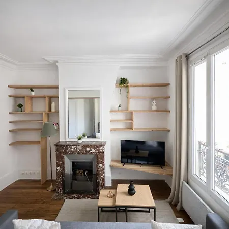 Spacieux De 2 Pieces A Montmartre Apartment *