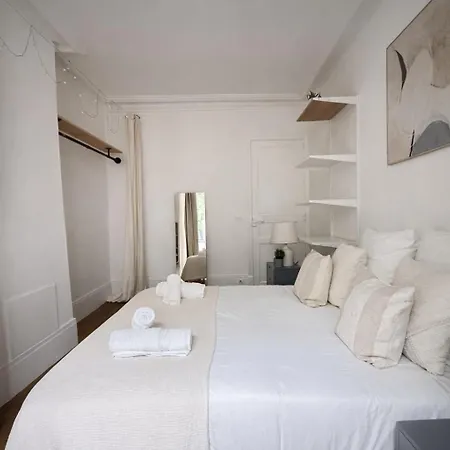 Spacieux De 2 Pieces A Montmartre Apartment Paris